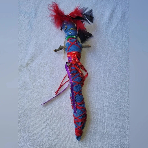 Homemade Doll with red feathers and googly eyes - Picture 5 of 10